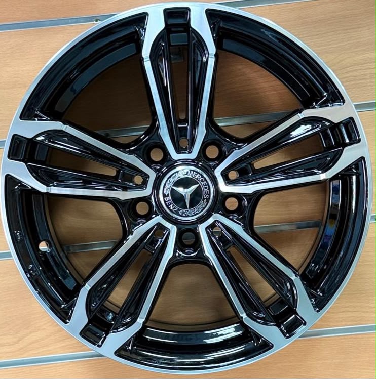 Jante alliage Mercedes-Benz argent multi-branches
